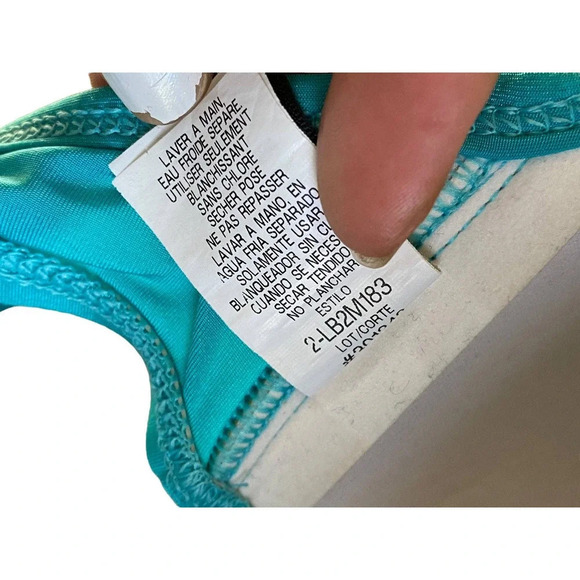 La Blanca Swim Bikini Top Size 6 Blue Loop Hook Closure Beach Ready Swimwear - Picture 7 of 9